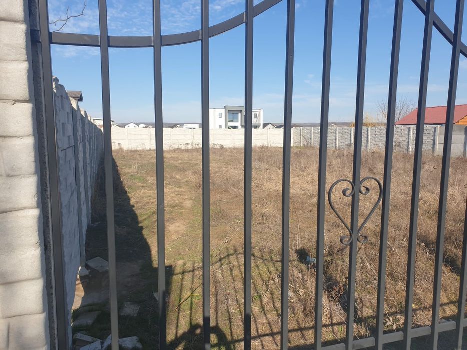 Teren de vanzare Damila Iasomiei 700m2