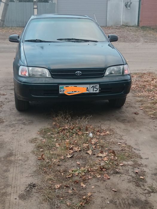 Тоиота Карина е.