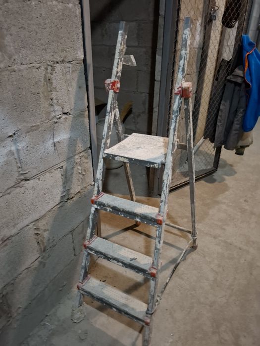 Лестница в хорошем состоянии