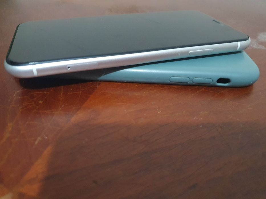 Iphone xr в отличном состояний