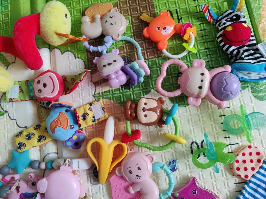 Lot jucării 0-6 luni