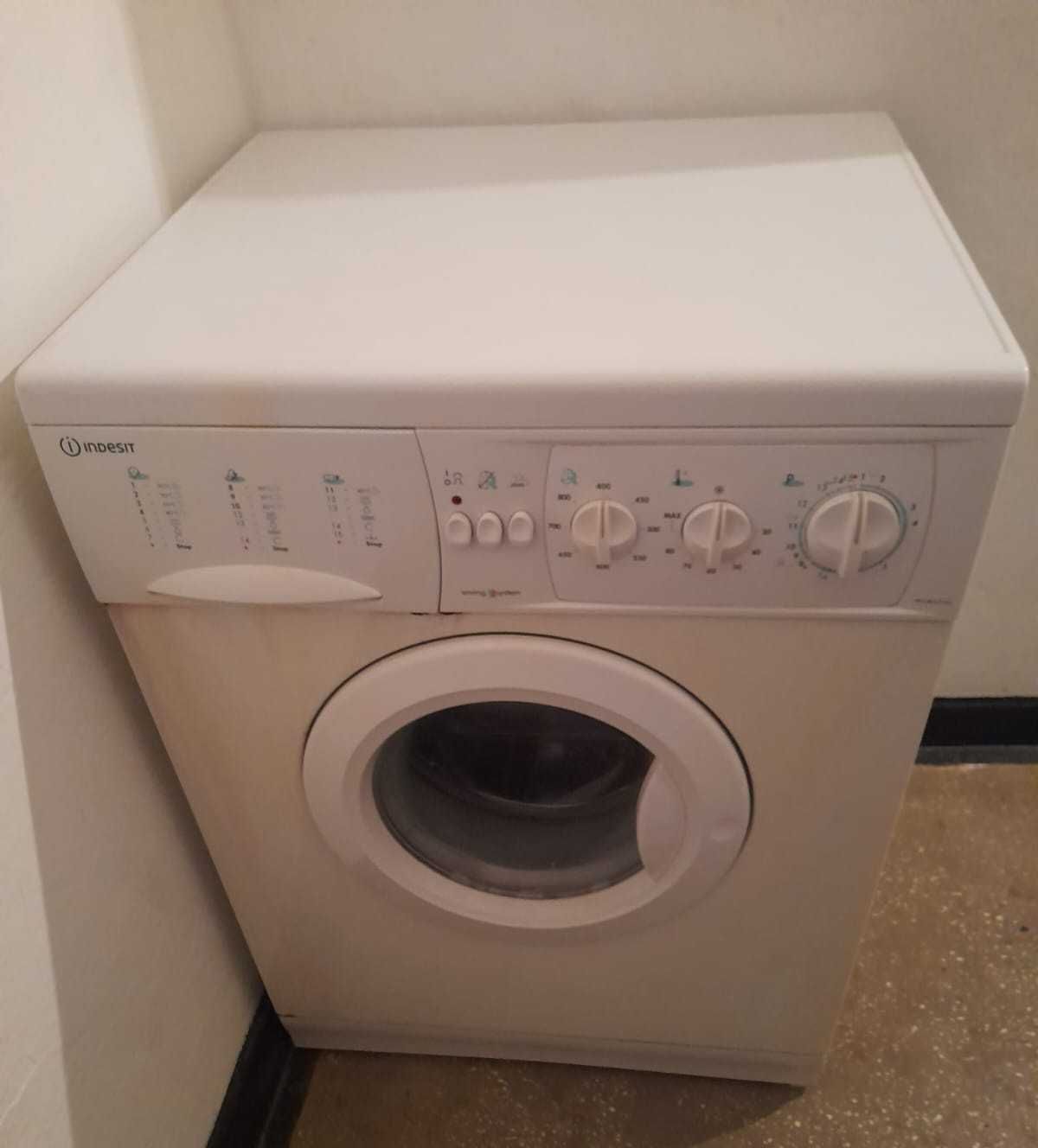 Masina spalat Indesit 5kg