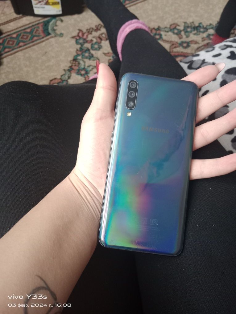 Срочно продам Samsung A50