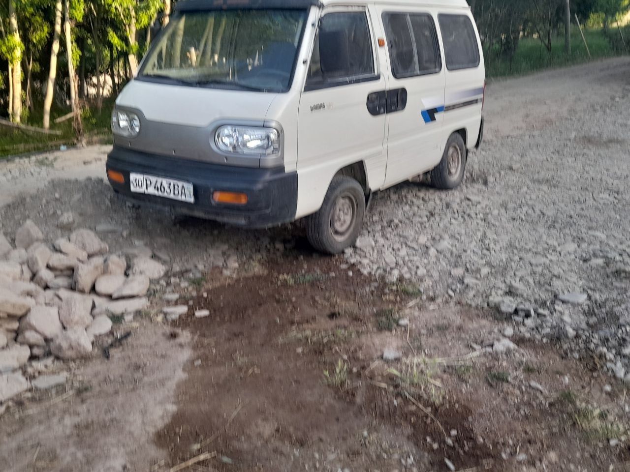 Damas mashinasi sotiladi