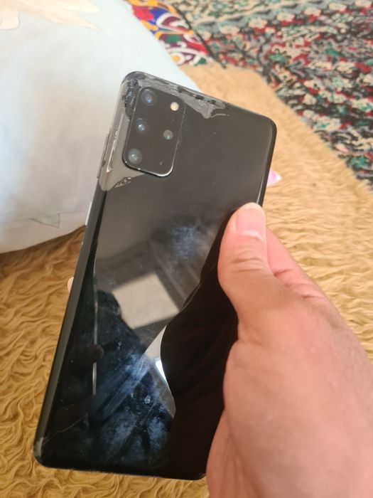 Samsung S20 Plus 128/8