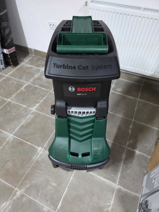 Bosch AXT 25 TC tocator de gradina electric 230 V