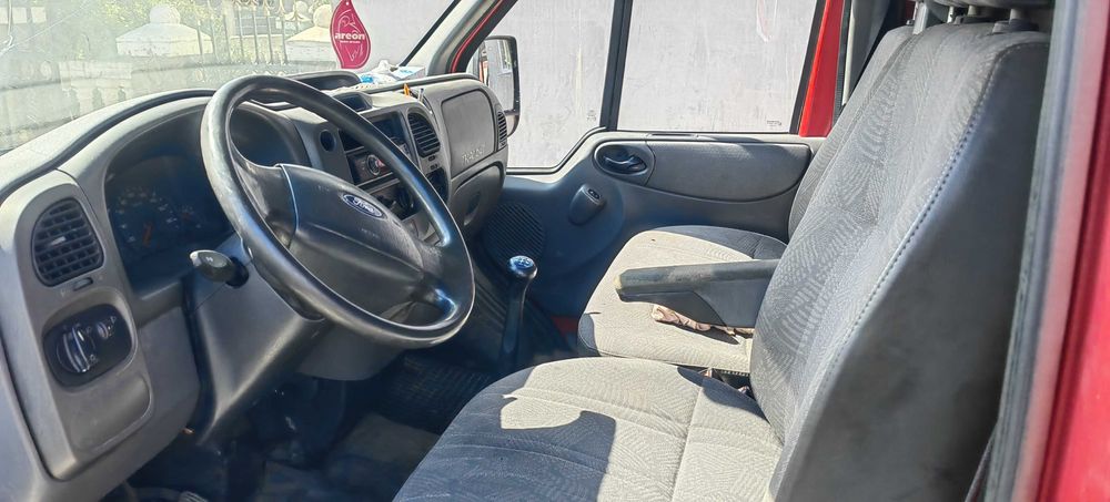 Ford Transit carosat