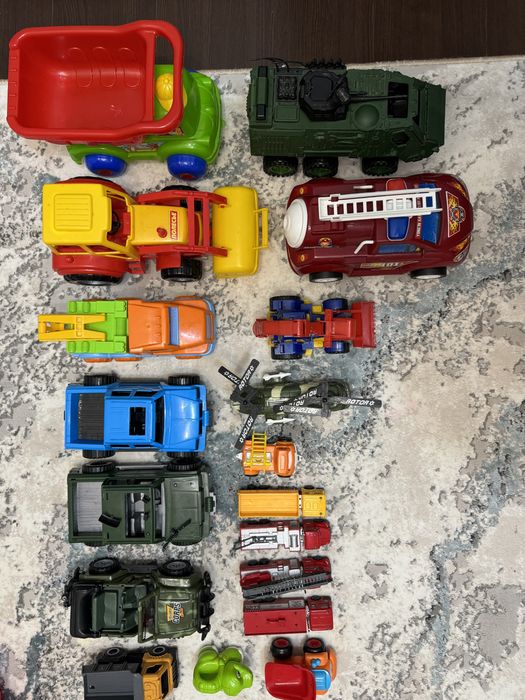 продам детские машинки