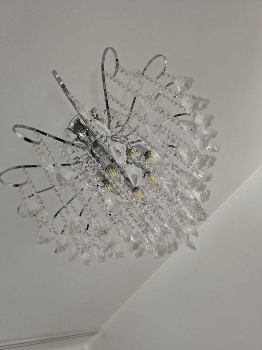 Candelabru modern cu cristale – 7 becuri