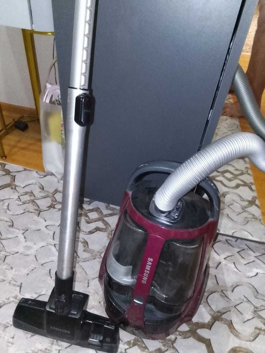 Продам пылесос Самсунг