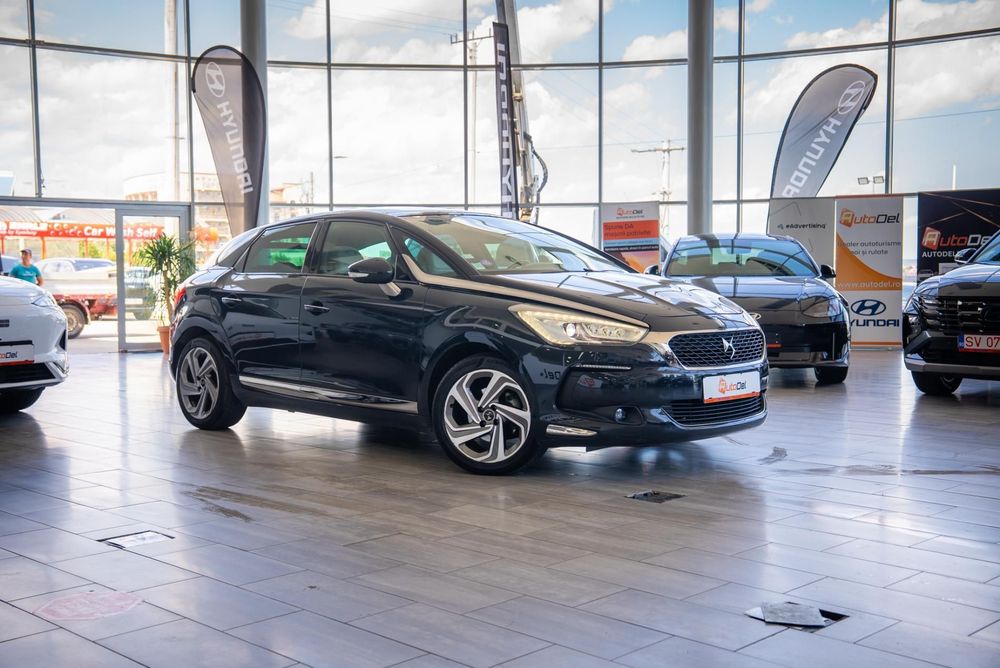 Citroën DS5 1.6 THP - Euro6 Automat / Panoramic / Keyless / Bi-Xenon / Piele alba