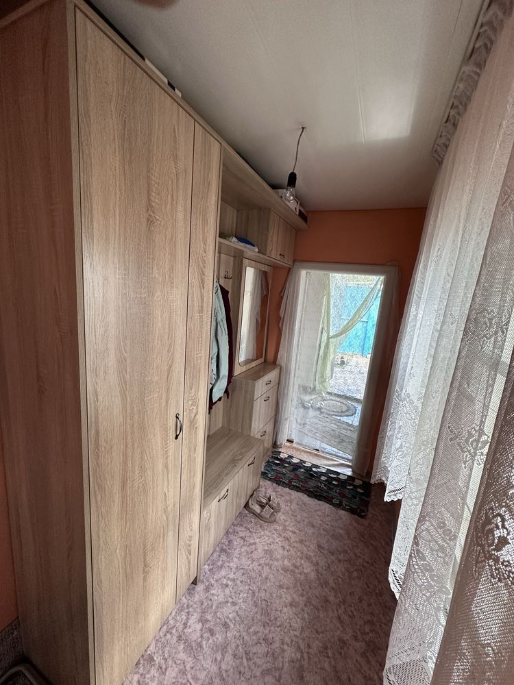 Прихожая для одежды со шкафом