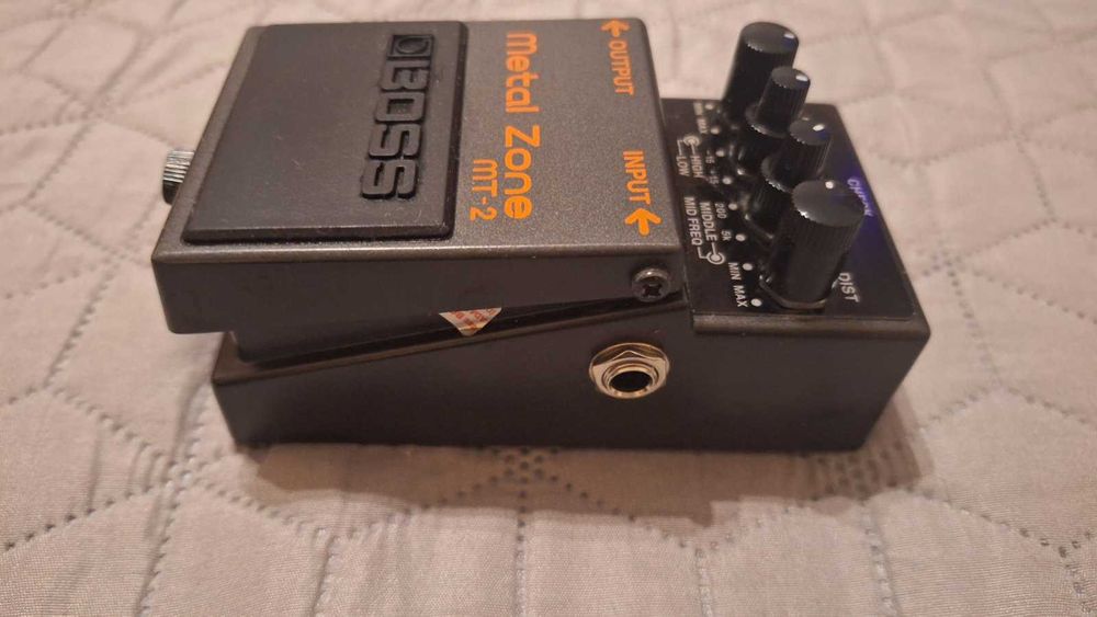 Boss MT-2 Eфект за китара