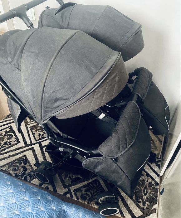 Коляска для двойни