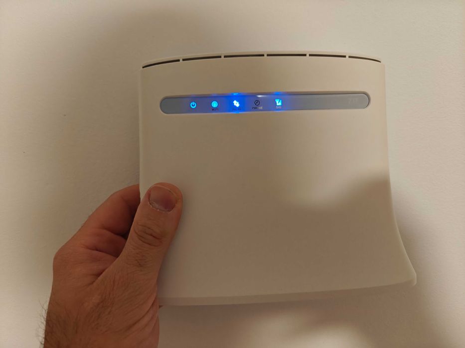 Router wifi Zte MF283v 4G merge pe toate rețelele mobile
