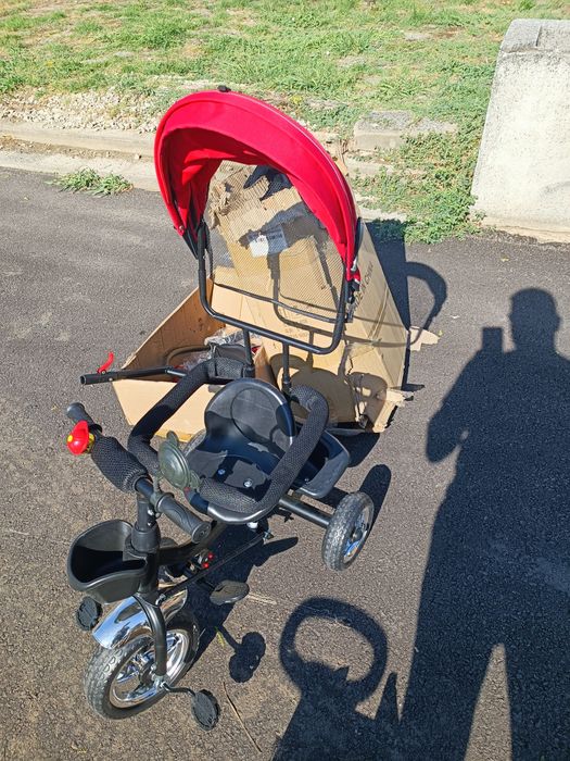 Триколка за деца 1-5 години, със сенник и дръжка с водач, подвижна