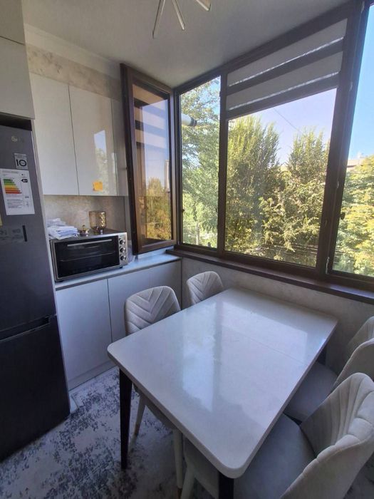 Ц-6 метро Минор 3/3/4 общая площадь 75кв.м