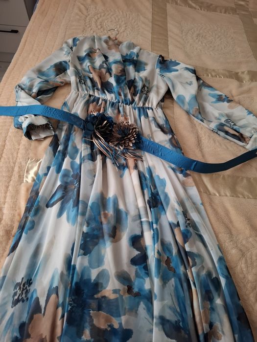 Красивое вечернее платье