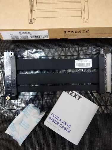 Кабел за монтаж на видеокарта NZXT PCIe 4.0x16