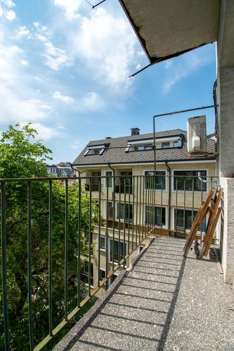 Многостаен апартамент в Център- пл. Македония