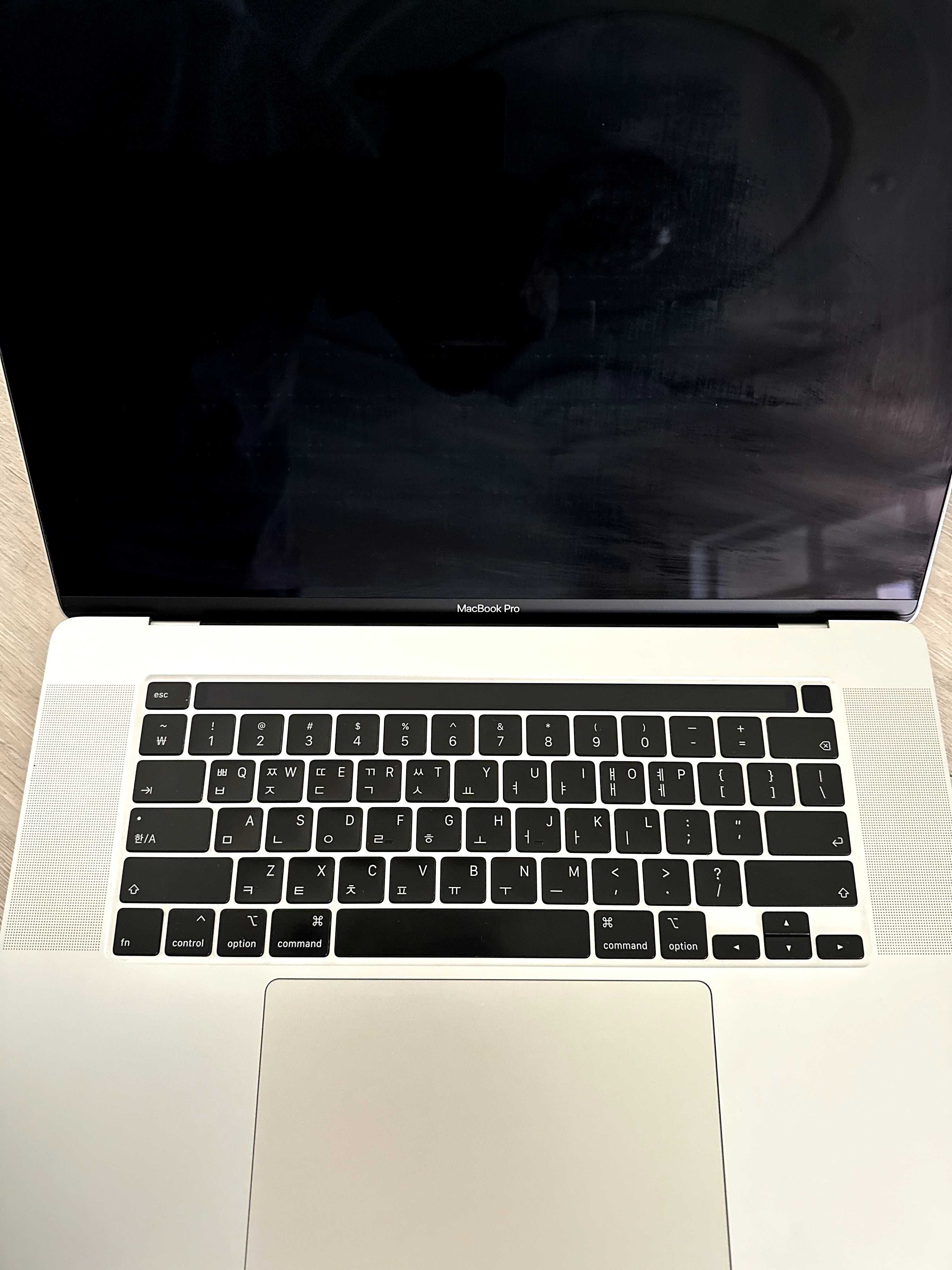Macbook 2019 16'inch 1TB Intel-i9