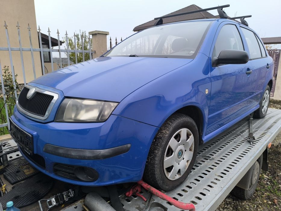 Dezmembrez Skoda Fabia 2007 1.2benzina motor BMD bara capota usa aripa
