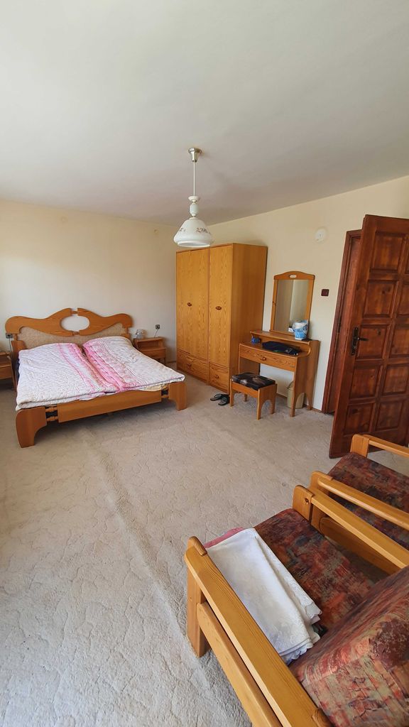 Продава се Къща в с. Старозагорски бани, Област Стара Загора - 145 кв.м за 966 €/кв.м - Снимка #4
