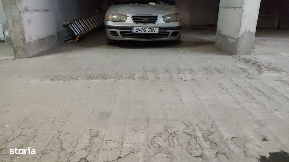 vanzare garaj