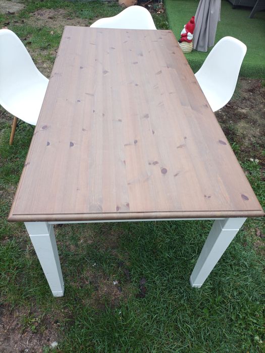 Masa cu 4 scaune + 1 tip fotoliu