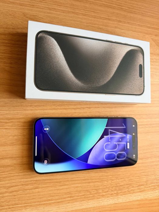 iPhone 15 Pro Max, 256GB, Natural Titanium - Перфектно състояние