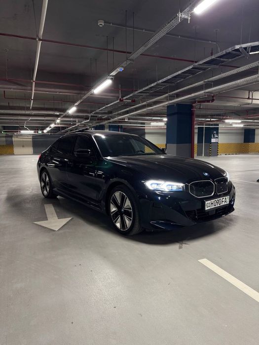 BMW i3 40L night sport