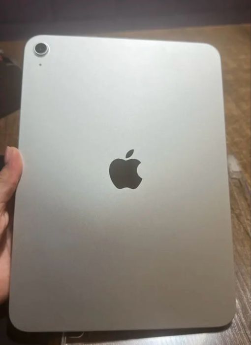 Продам Apple iPad 2025 11 дюйм