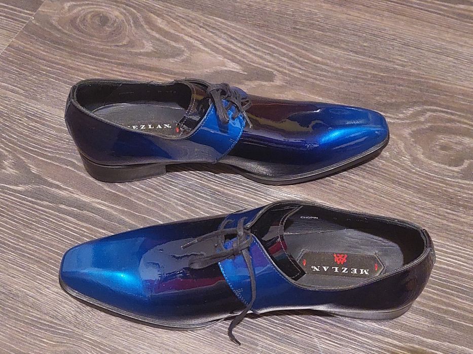 Vand Schimb Pantofi Originali din Piele Marca Mezlan nr 41/42 noi.