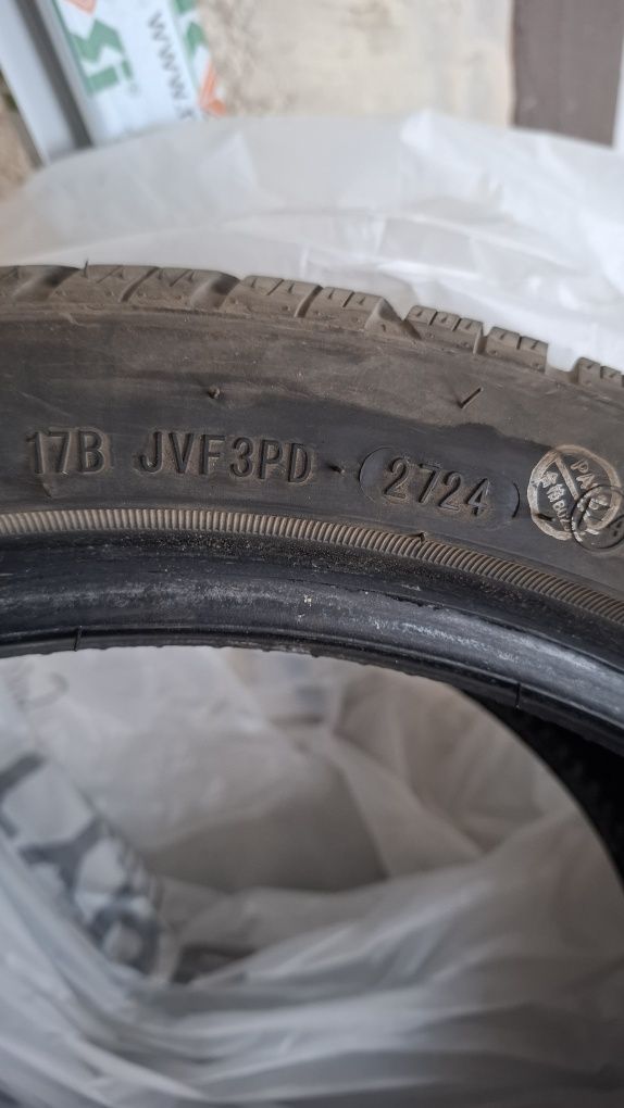 Зимни гуми SONIX 215/40R/17