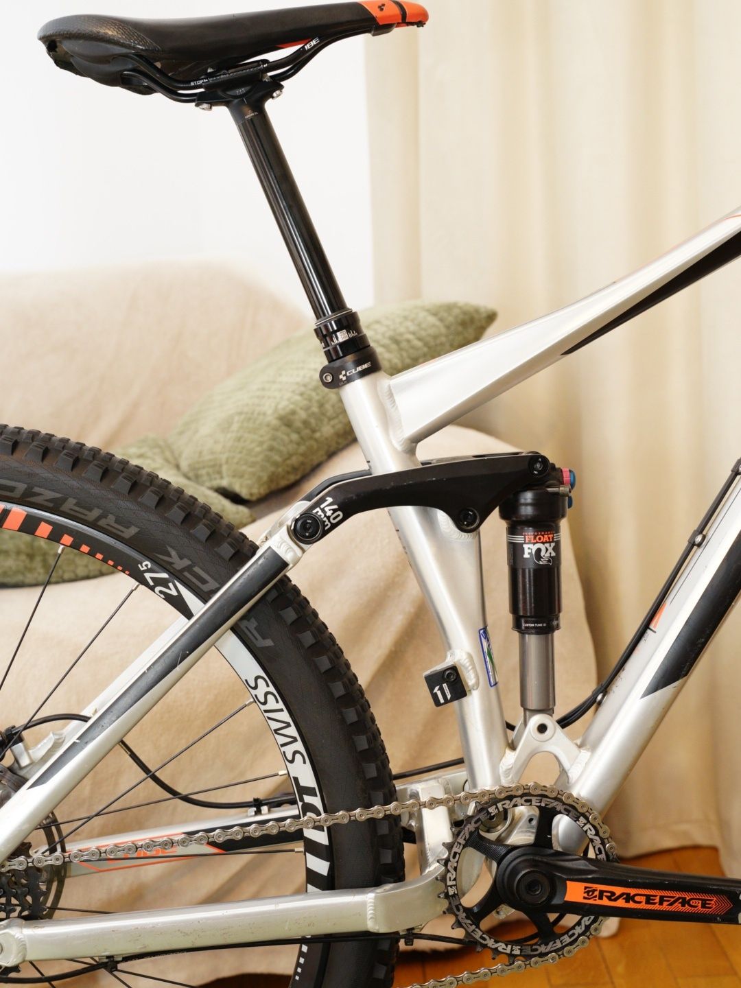Bicicleta full suspension Cube Stereo HPA