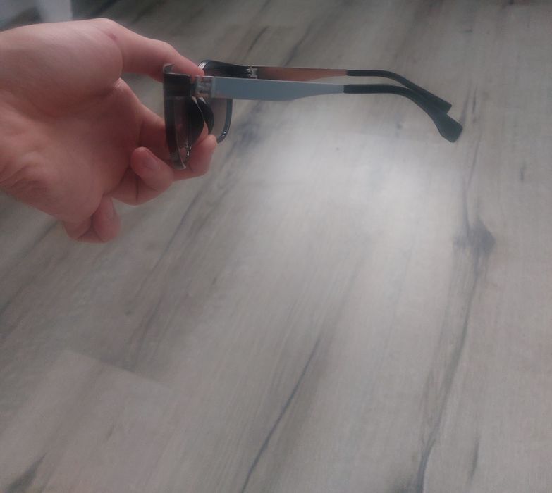 Ochelari de soare Fendi
