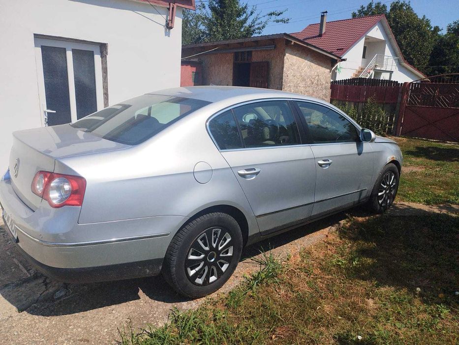 Vând VW Passat B6