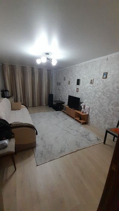 Продам 3х комнатную в 20мкр