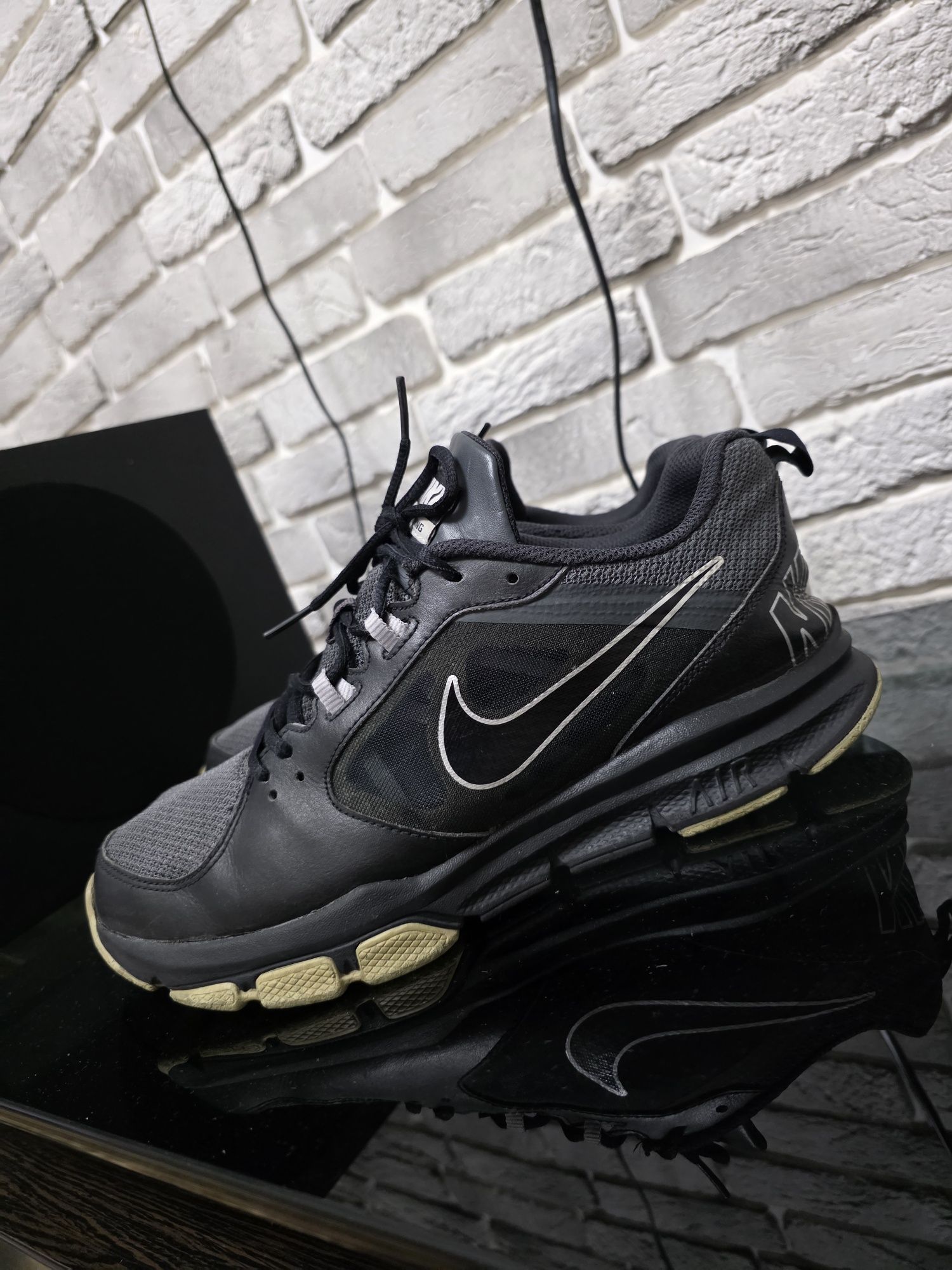 Оригинальные кроссы Nike