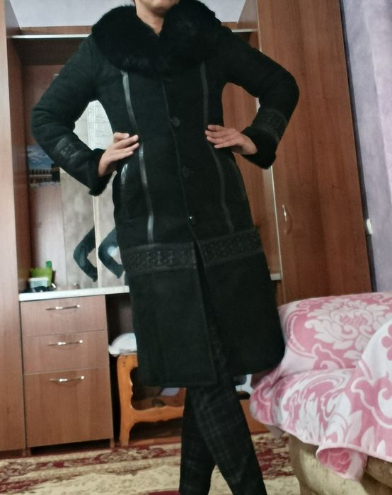 Дублёнка теплая красивая