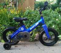 Продам детский велосипед. На 2,5-4 года. Размер колес 12 дюймов.