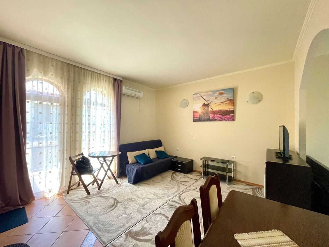 Продава се Двустаен апартамент в к.к. Елените - 56 кв.м за 1017 €/кв.м - Снимка #1