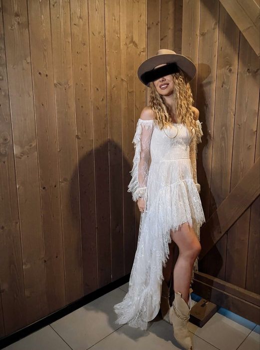 Rochie albă din dantelă, făcută pe comandă Xs/S