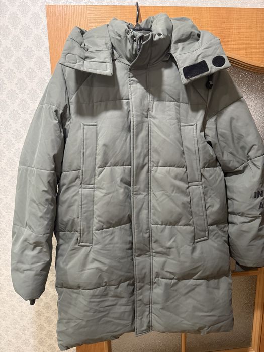 Продам зимнюю куртку для мальчика