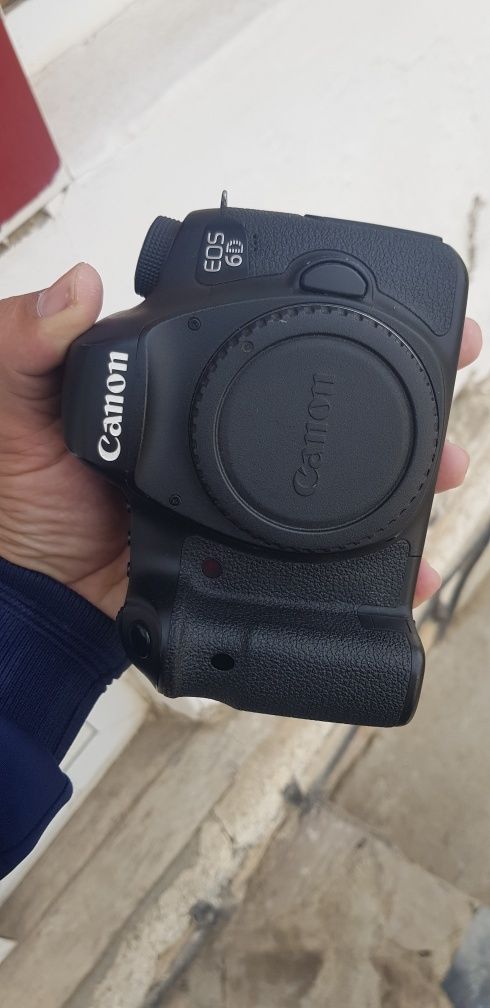 Canon 6 d body chetdan kelgan