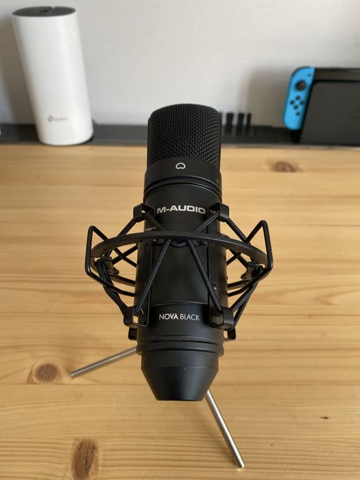 Конденсаторный микрофон M-audio nova black