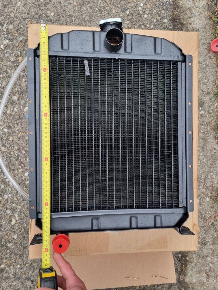 Radiator apa racire tractor Fiat 211, 215 , 4 randuri de celule ,cupru