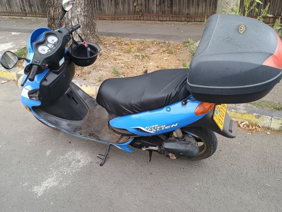 Scuter  49 cc alien rich Motors 2 timpi