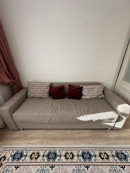 Продам Диван срочно