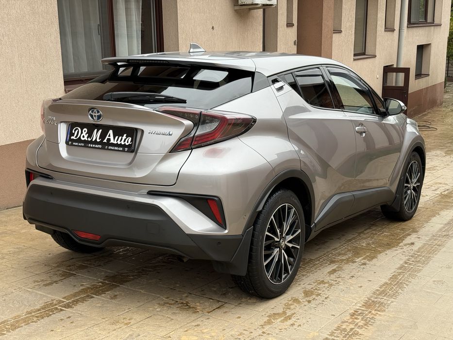 Toyota C-HR HYBRID-81.000-KM 1.8 Benzină 122 Cp Hybrid AUTOMAT